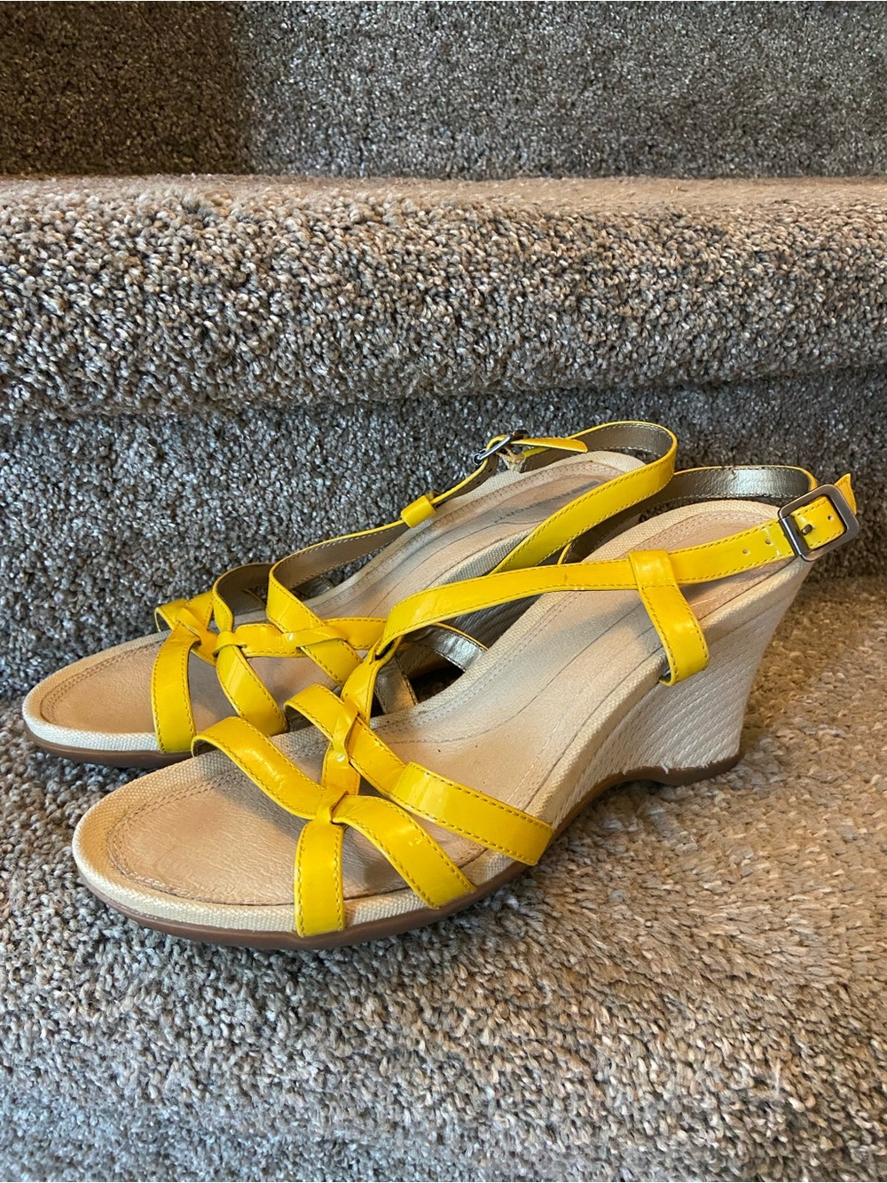Rockport Yellow Strappy Wedge Sandals size 7